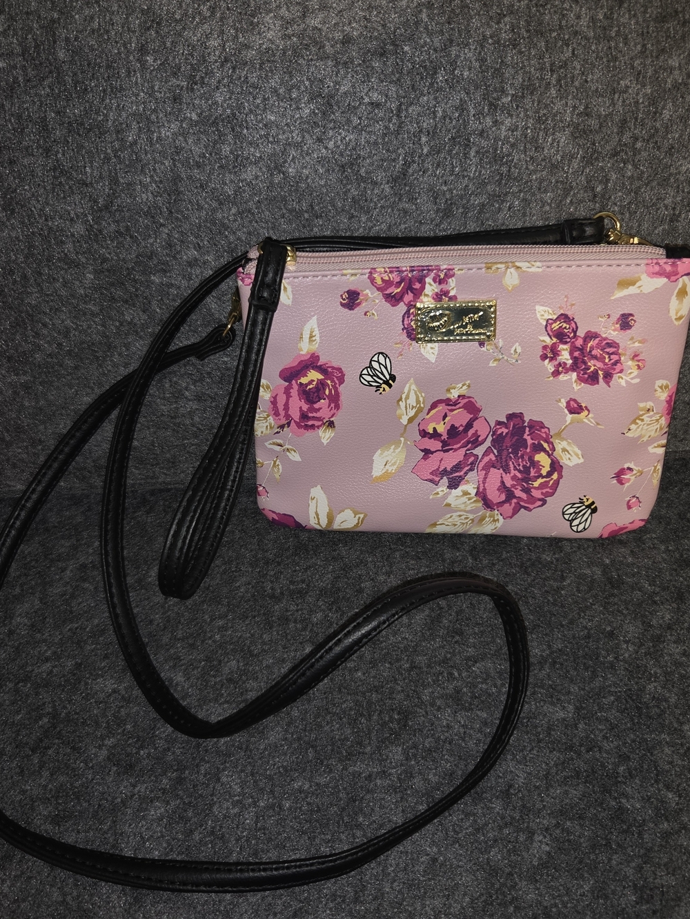 Luv Betsey By Betsey Johnson Crossbody/Wristlet